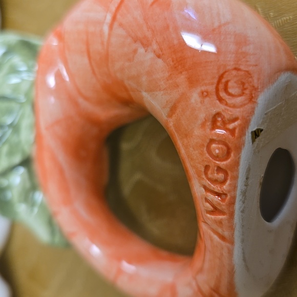 Colorful Ceramic Napkin Rings Set - Picture 7 of 11